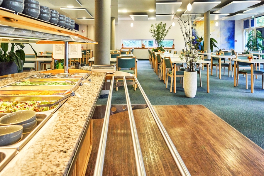 Buffet und Speiseraum Buffet und Speiseraum